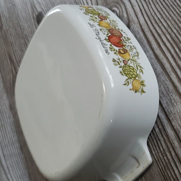 Corning ware vintage 2 qt. La Marjolaine casserole - Picture 3 of 5